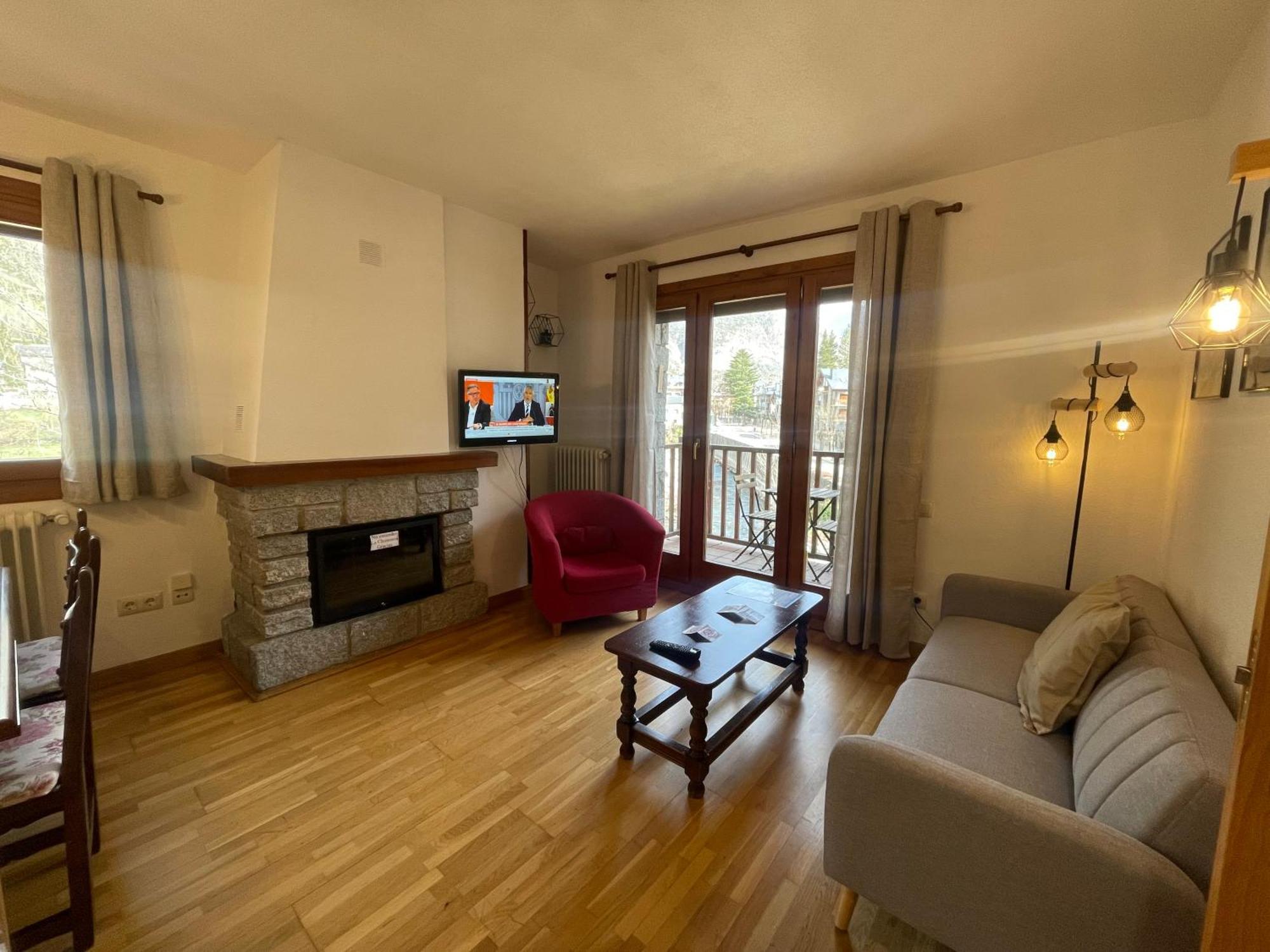 Apartamento B13 - La Granja 2º - Villmor Benasque Exterior foto